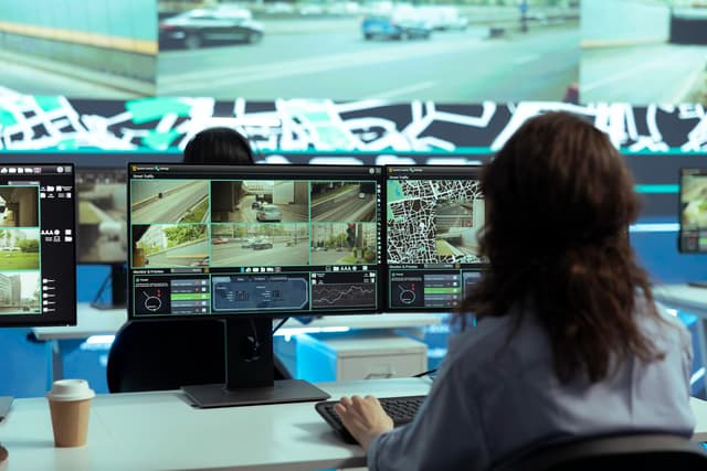 Monitoramento inteligente de segurança com conectividade IoT